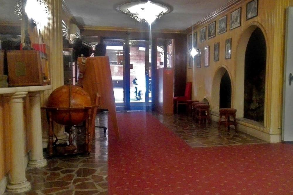 Hotel Cinecitta Řím Exteriér fotografie