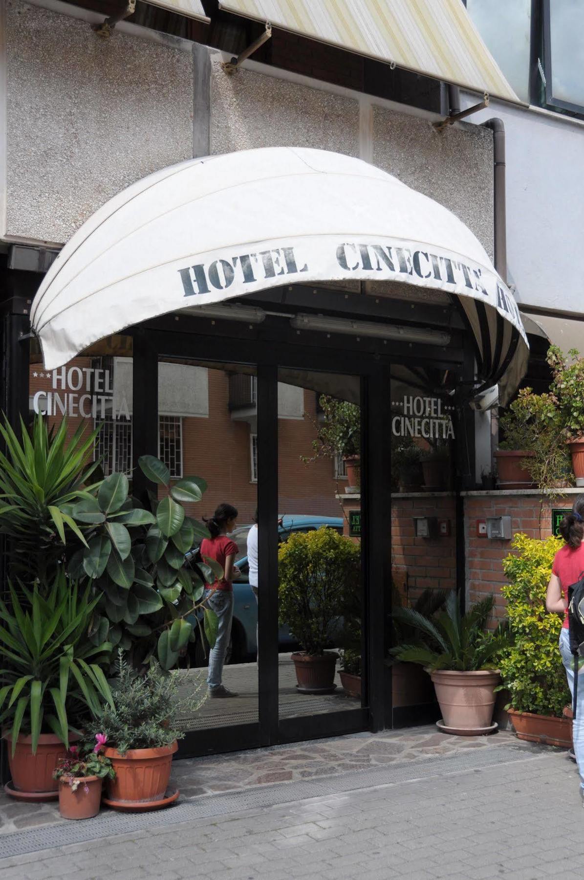 Hotel Cinecitta Řím Exteriér fotografie
